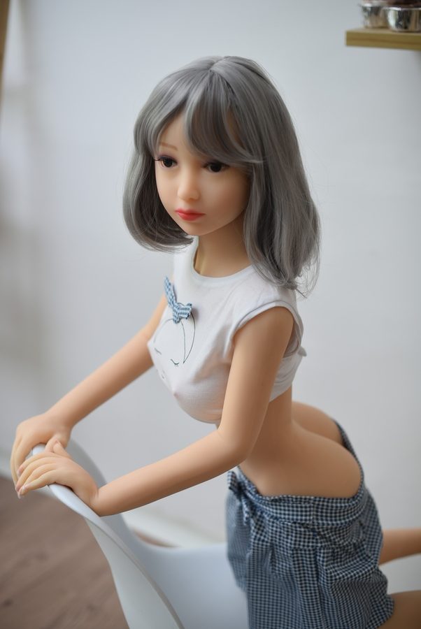 Cuerpo Compacto Y Pechos Voluptuosos Te Esperan